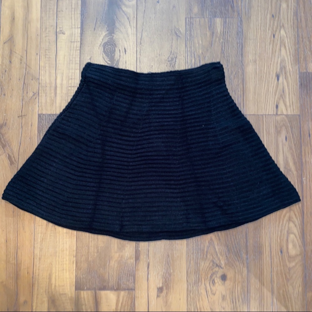 🔥De Philo Black Flare Mini Skirt